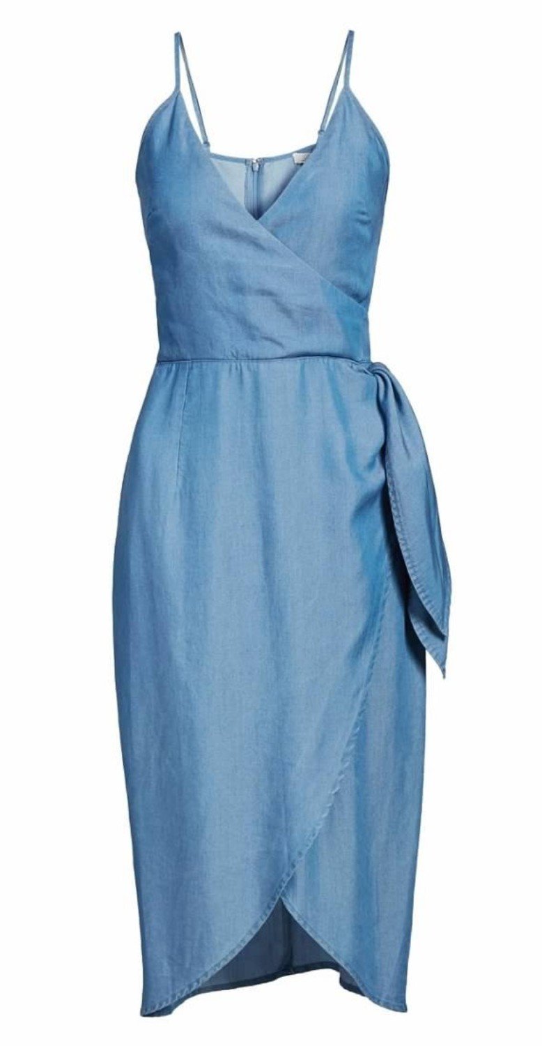 NWT Lovers & Friends Orchid Chambray Wrap Dress Size Medium
